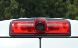 Achteruitrijcamera installeren